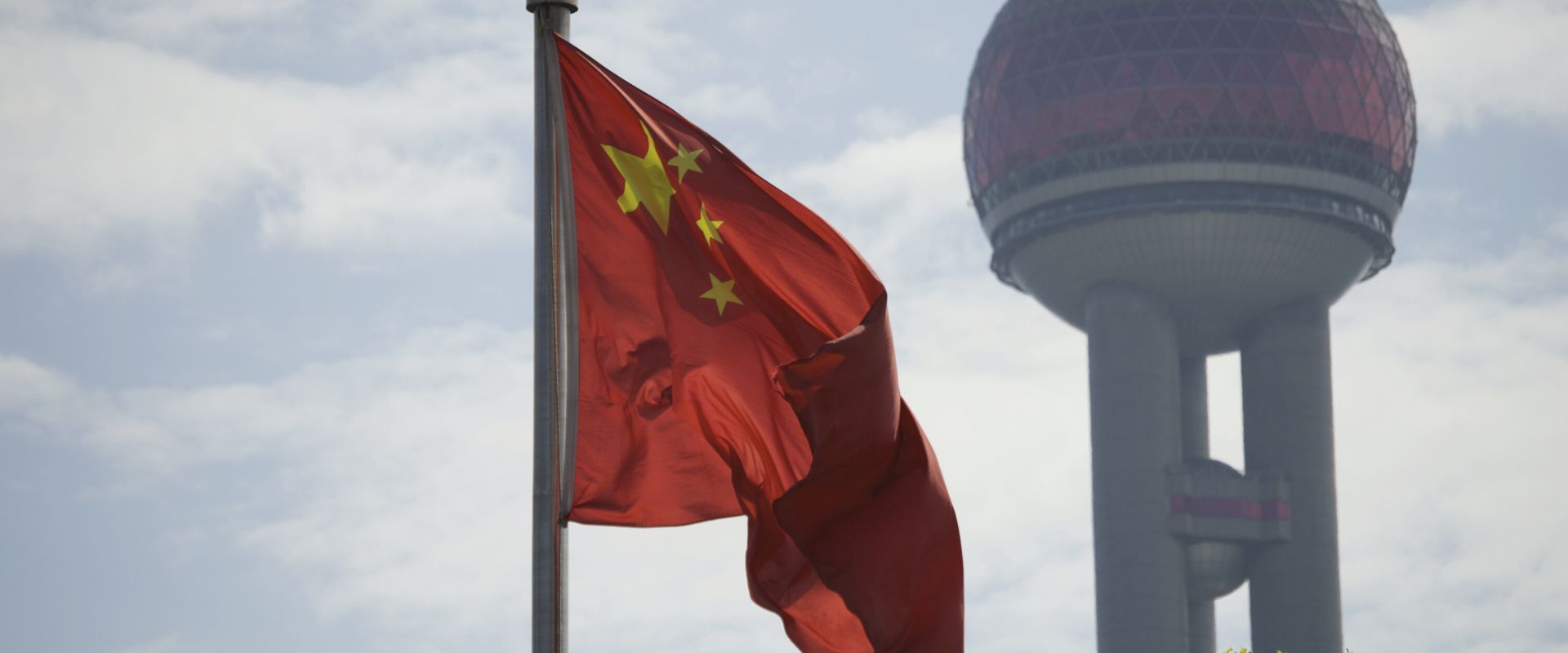 china flag in a flag pole